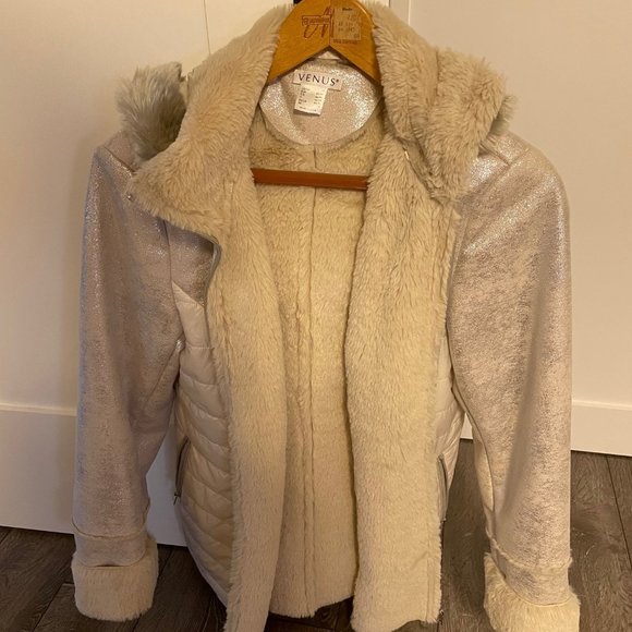 Venus Faux Sherling Jacket Metallic - Picture 2 of 4